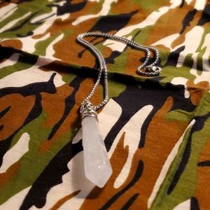 Quartz pendant necklace,  silver plated